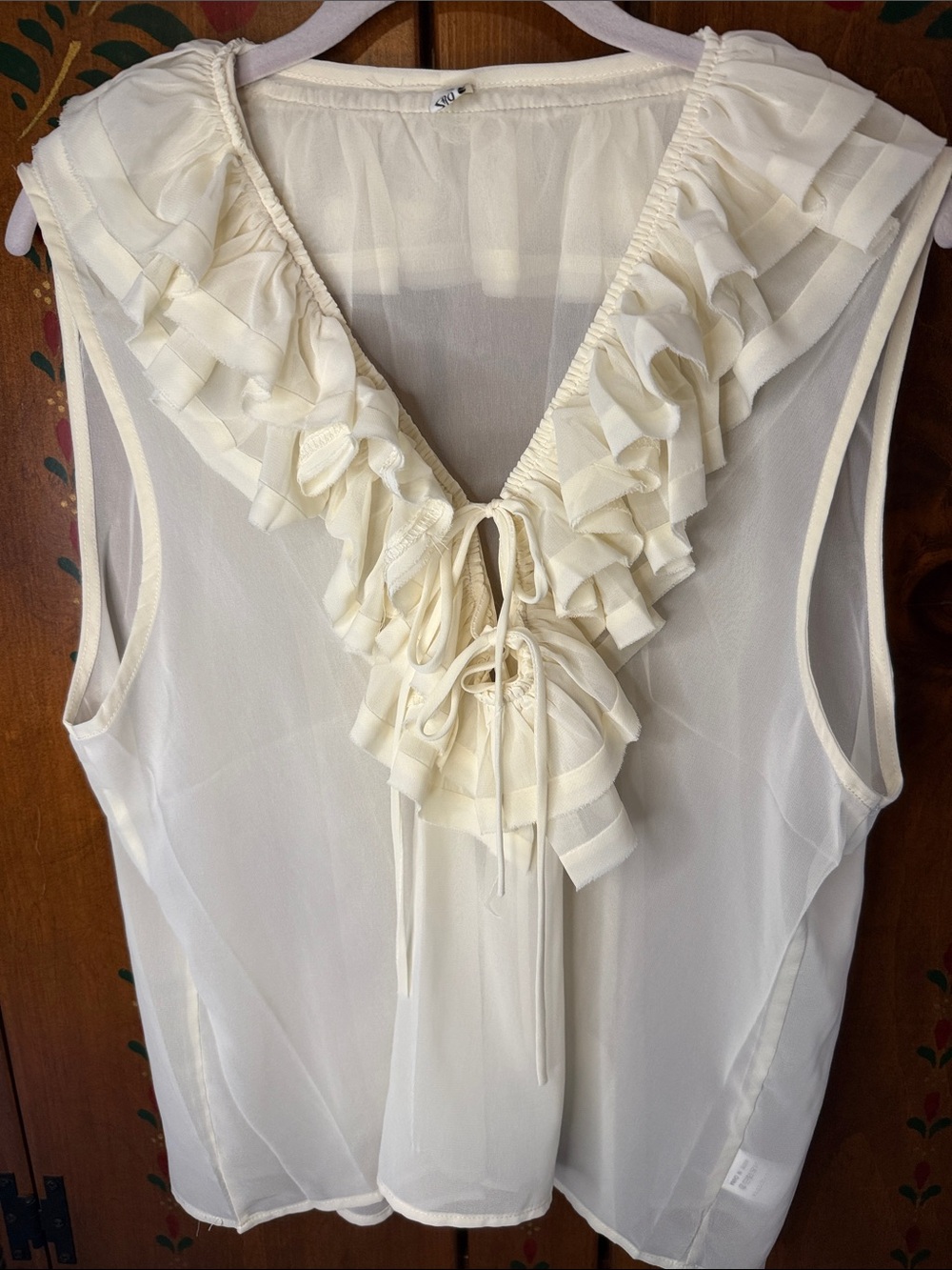 Mochi NEW L Sleeveless Ruffle Tie-Front Blouse - Cream